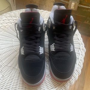 Jordan 4 black/ red